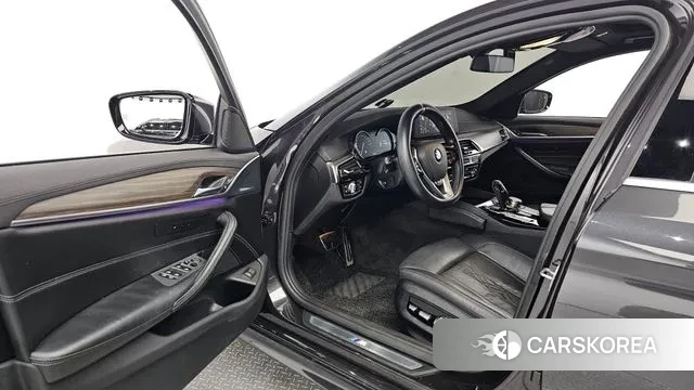 BMW 5 Series (G30) id 3000580 из Кореи 20