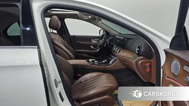 Mercedes-Benz E-Class W213 id 3547671 из Кореи 20