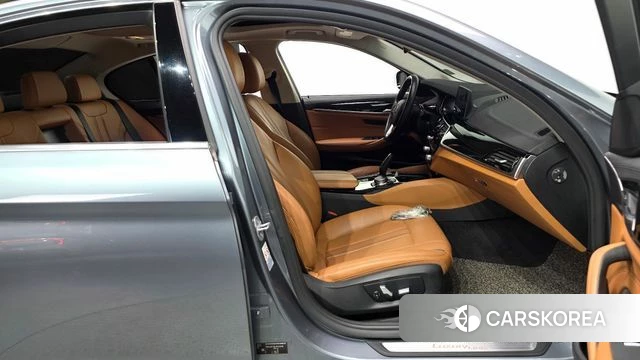 BMW 5 Series (G30) id 4737552 из Кореи 20