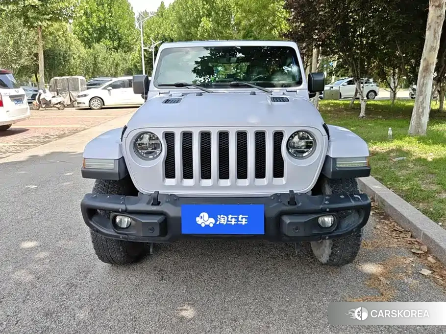 Jeep Wrangler id 4554119 из Китая 16
