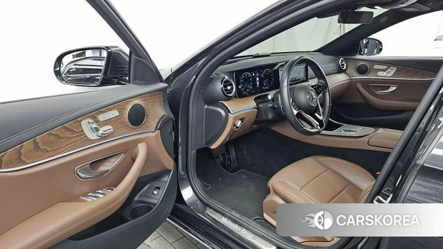 Mercedes-Benz E-Class W213 id 4579502 из Кореи 35