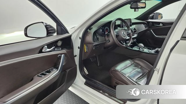 Kia Stinger id 3894279 из Кореи 20