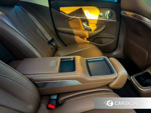 Mercedes-Benz E-class id 4300353 из Китая 21