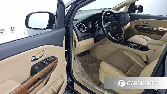 Kia All New Carnival id 4605494 из Кореи 30