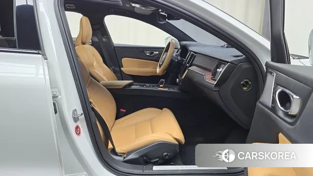 Volvo V60 Cross-Country 2nd Generation id 3366953 из Кореи 20