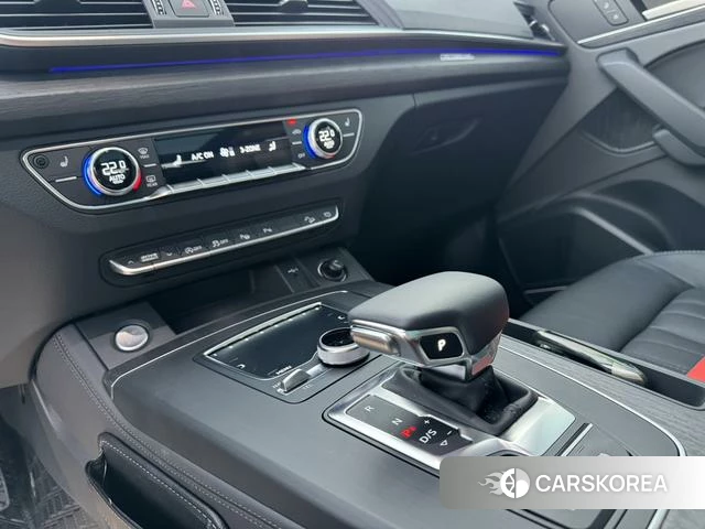 Audi Q5L id 4261399 из Китая 12