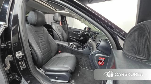 Mercedes-Benz E-Class W213 id 4384777 из Кореи 20