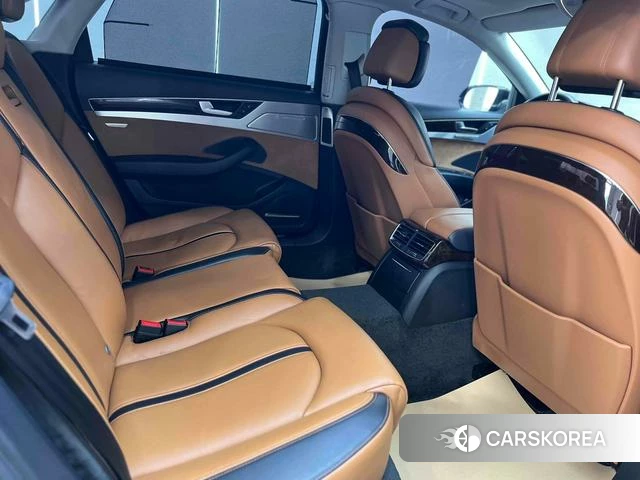 Audi A8 id 4208393 из Китая 35