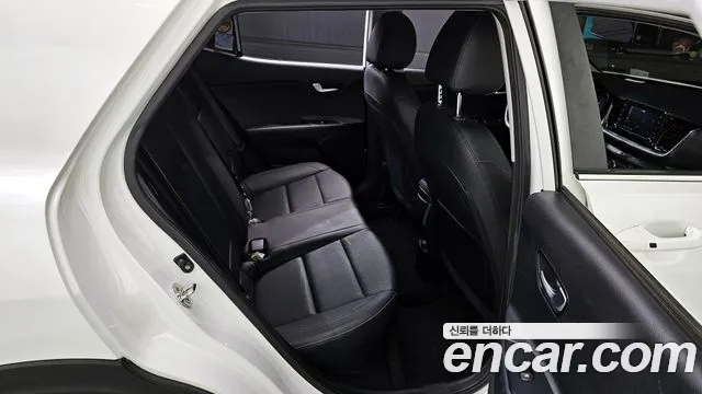 Kia Stonic id 2662046 из Кореи 20