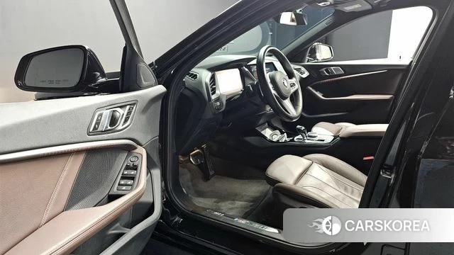 BMW 1 Series (F40) id 3923919 из Кореи 20