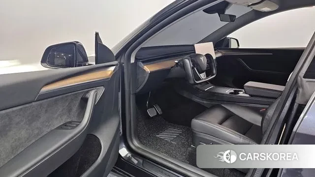 Tesla Model Y id 3310284 из Кореи 20