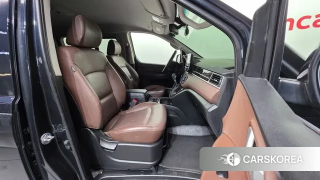 Hyundai The New Grand Starex id 3698163 из Кореи 20