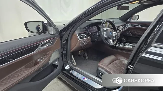 BMW 7 Series (G11) id 3478477 из Кореи 20