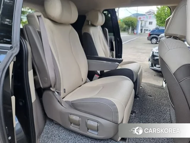 Kia The New Carnival 4th Generation id 3126404 из Кореи 20