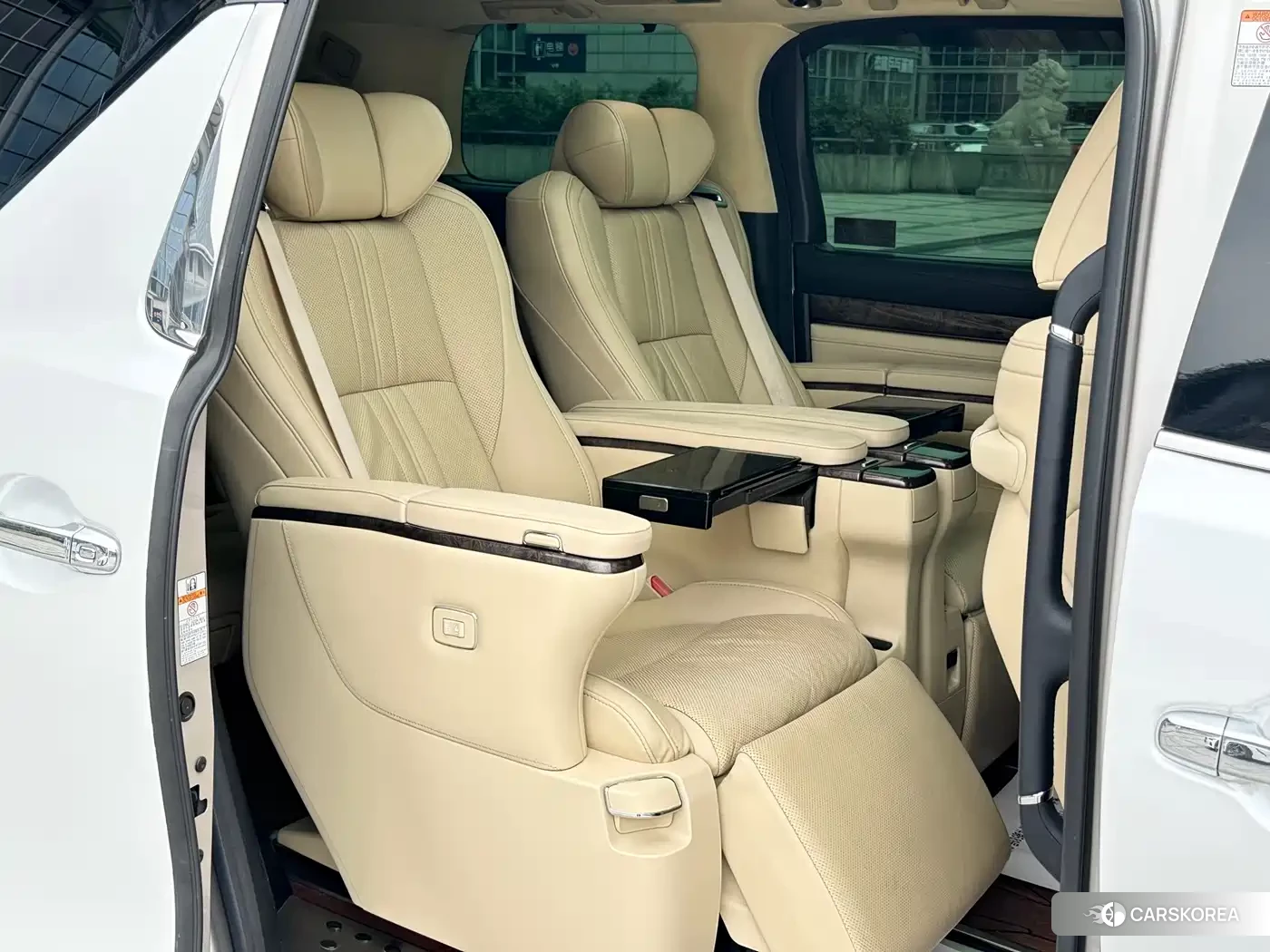 Toyota Vellfire id 4601004 из Китая 18
