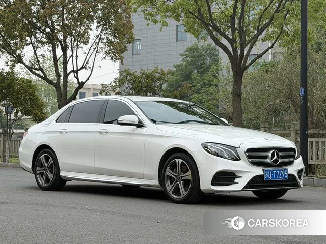 Mercedes-Benz E-class id 4241188 из Китая 16