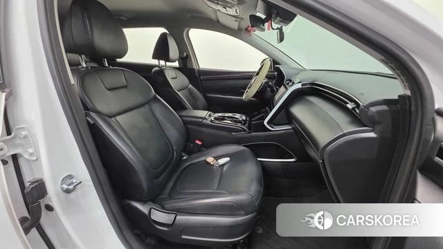 Hyundai Tucson (NX4) id 4268381 из Кореи 30