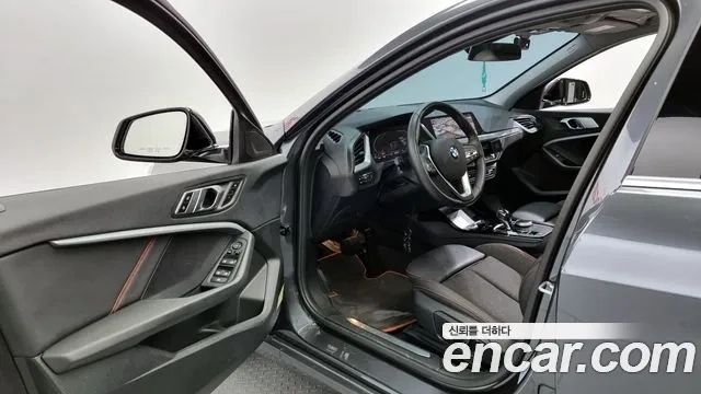 BMW 1 Series (F40) id 2875427 из Кореи 20