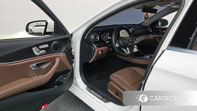 Mercedes-Benz E-Class W213 id 3911244 из Кореи 20