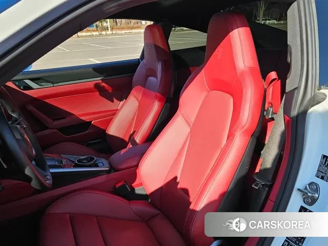 Porsche 911(992) id 3556647 из Кореи 20