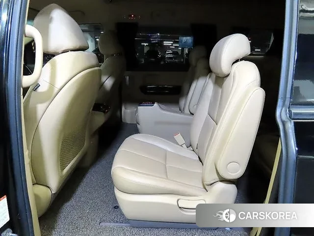 Kia The New Carnival id 3708982 из Кореи 20