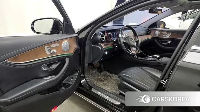 Mercedes-Benz E-Class W213 id 3789823 из Кореи 20