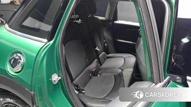 Mini Cooper S id 4667318 из Кореи 31