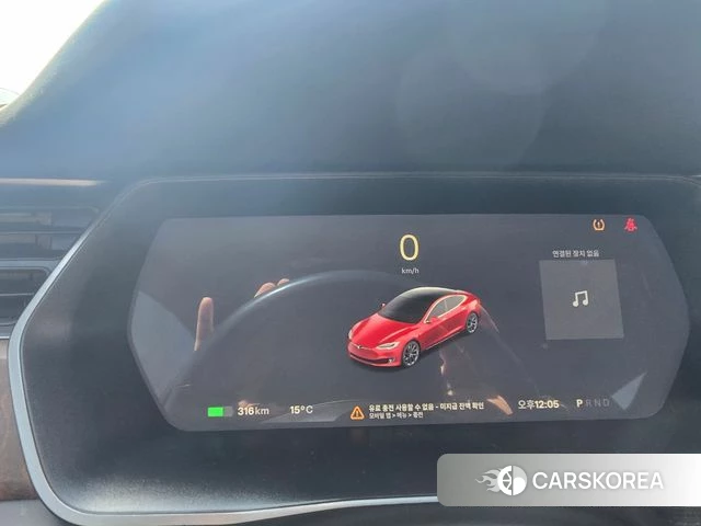 Tesla Model S id 3905602 из Кореи 19