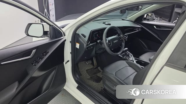 Kia Di Ol Nu Niro id 4881174 из Кореи 30