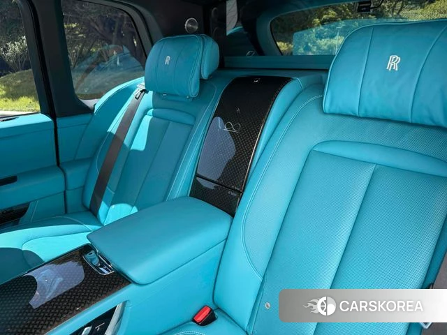 Rolls-Royce Cullinan id 4623928 из Кореи 19
