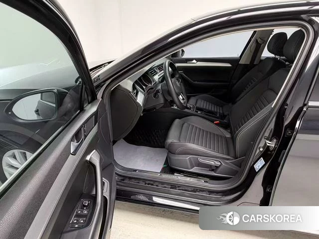 Volkswagen Magotan id 4368280 из Китая 18