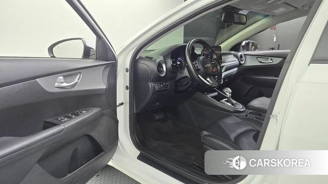 Kia The New K3 2nd generation id 3818880 из Кореи 20