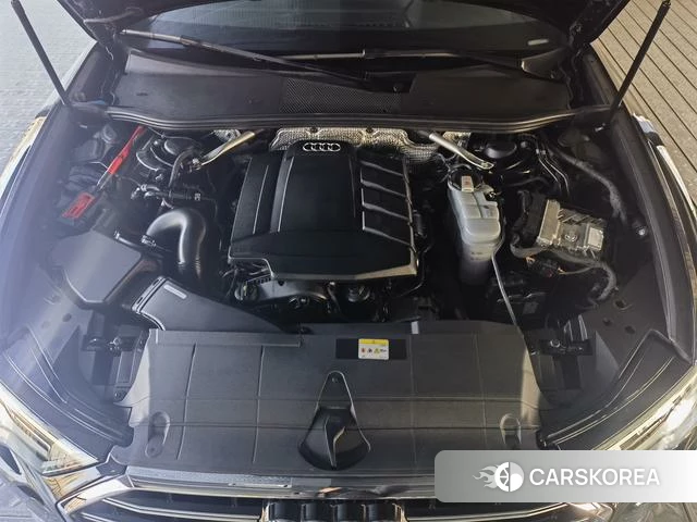 Audi A6L id 4208617 из Китая 11