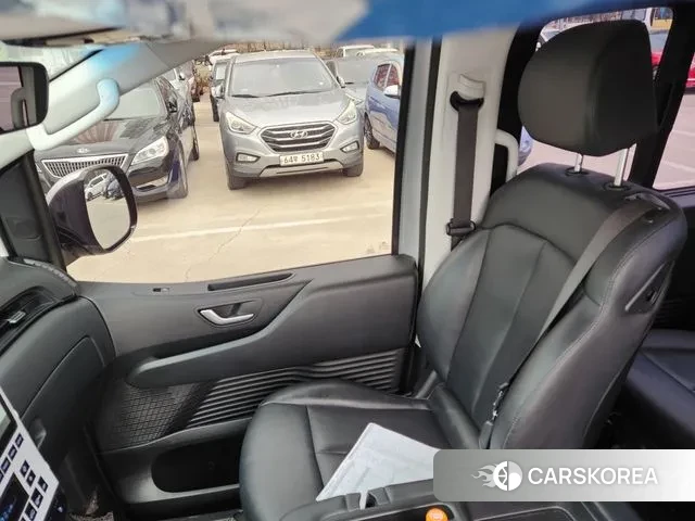 Hyundai Staria id 3758109 из Кореи 20