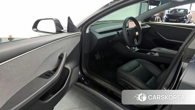 Tesla Model 3 id 4307863 из Кореи 30