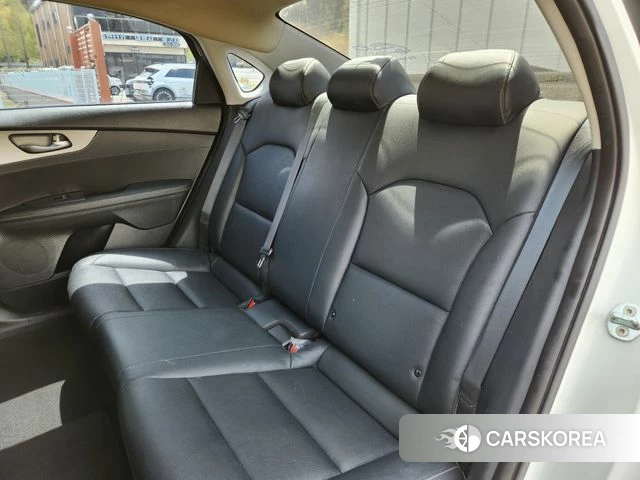 Kia Come New K3 id 4196878 из Кореи 20