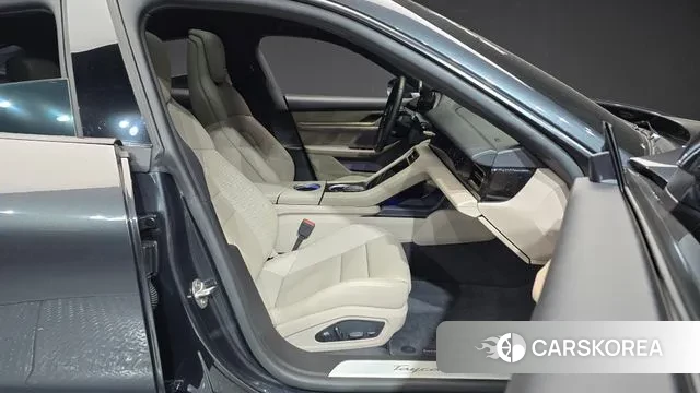 Porsche Taycan id 3487807 из Кореи 20