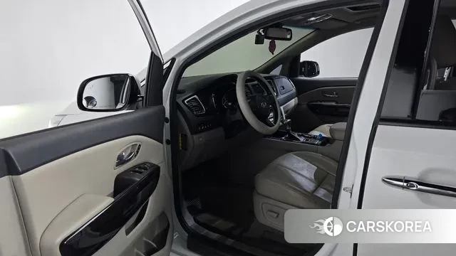 Kia The New Carnival id 3672743 из Кореи 20