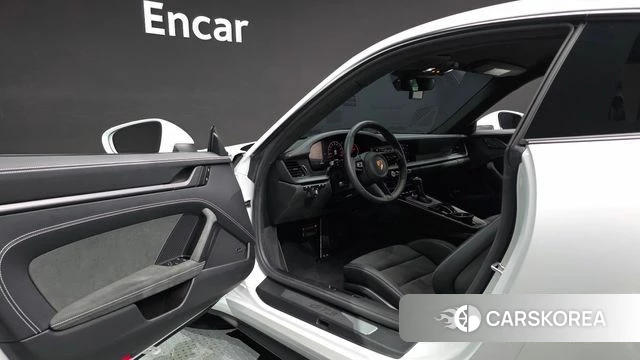 Porsche 911(992) id 4548496 из Кореи 20
