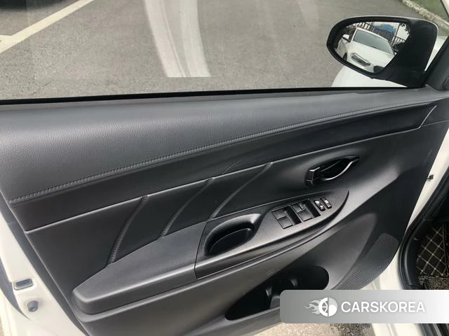 Toyota YARIS L Zhixuan id 4290582 из Китая 17