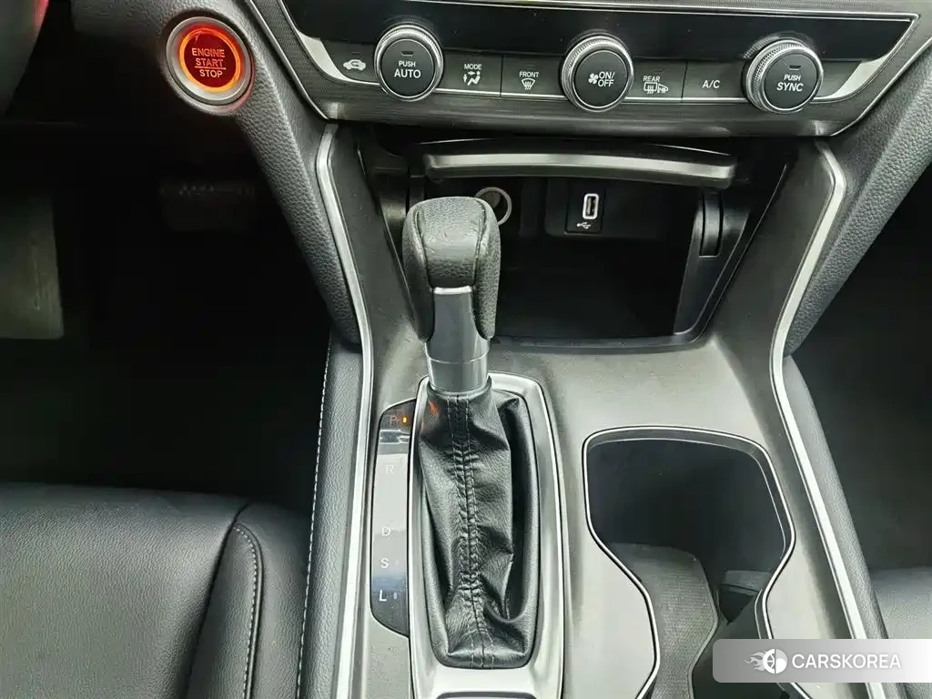 Honda Accord id 4565362 из Китая 24