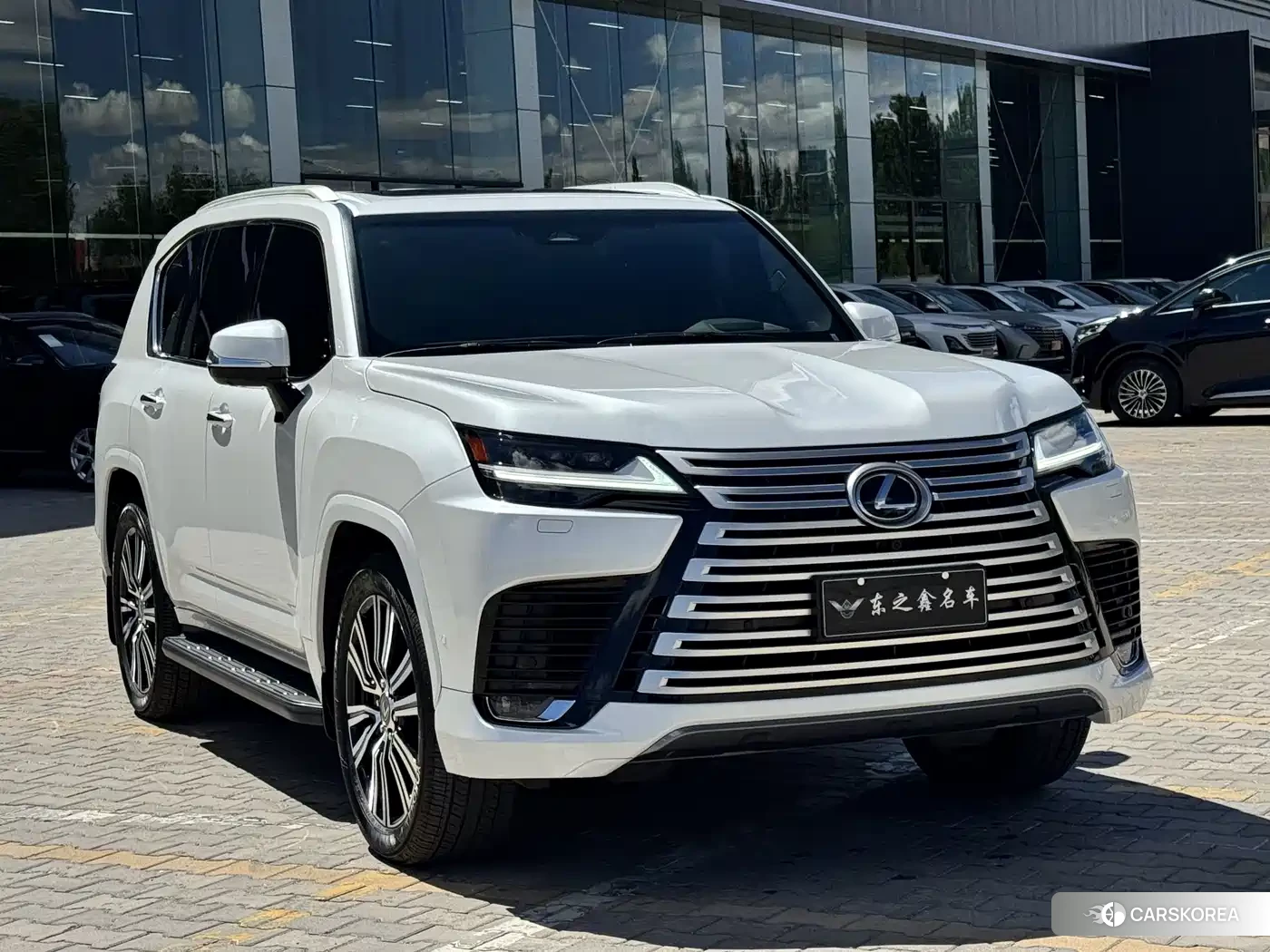 Lexus LX id 4514375 из Китая 14