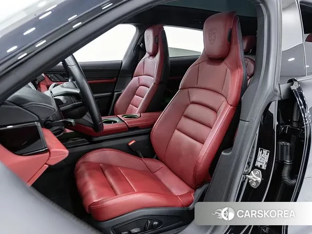 Porsche Taycan id 3725982 из Кореи 20