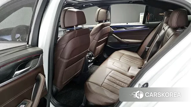 BMW 5 Series (G30) id 3365857 из Кореи 20