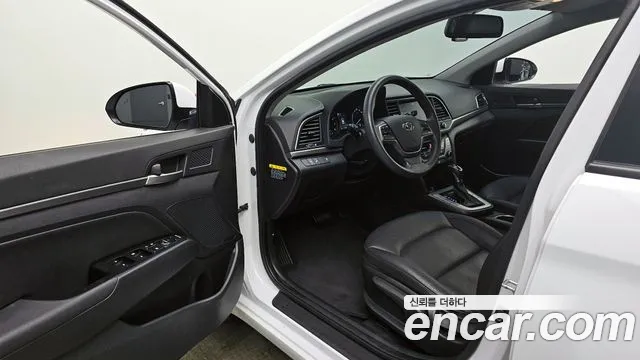 Hyundai Avante AD id 2827501 из Кореи 20