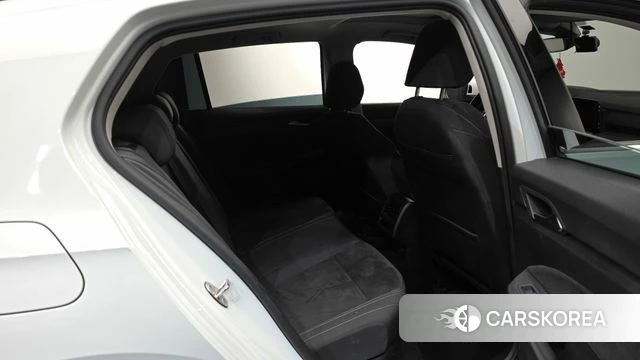 Volkswagen Golf 8th Generation id 4349480 из Кореи 37