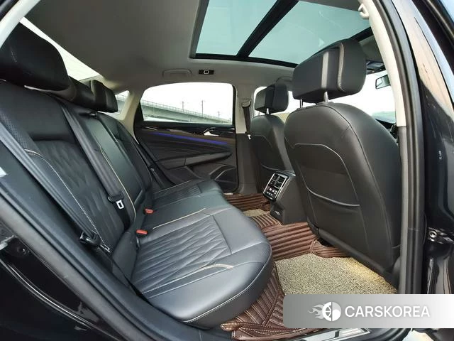 Volkswagen Passat id 4261235 из Китая 19