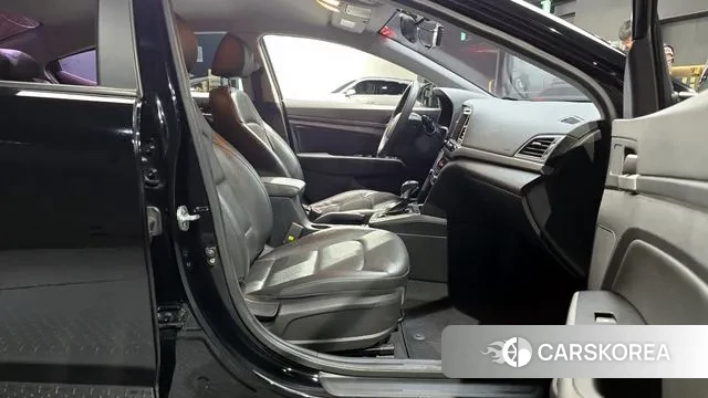 Hyundai Avante AD id 3418113 из Кореи 20