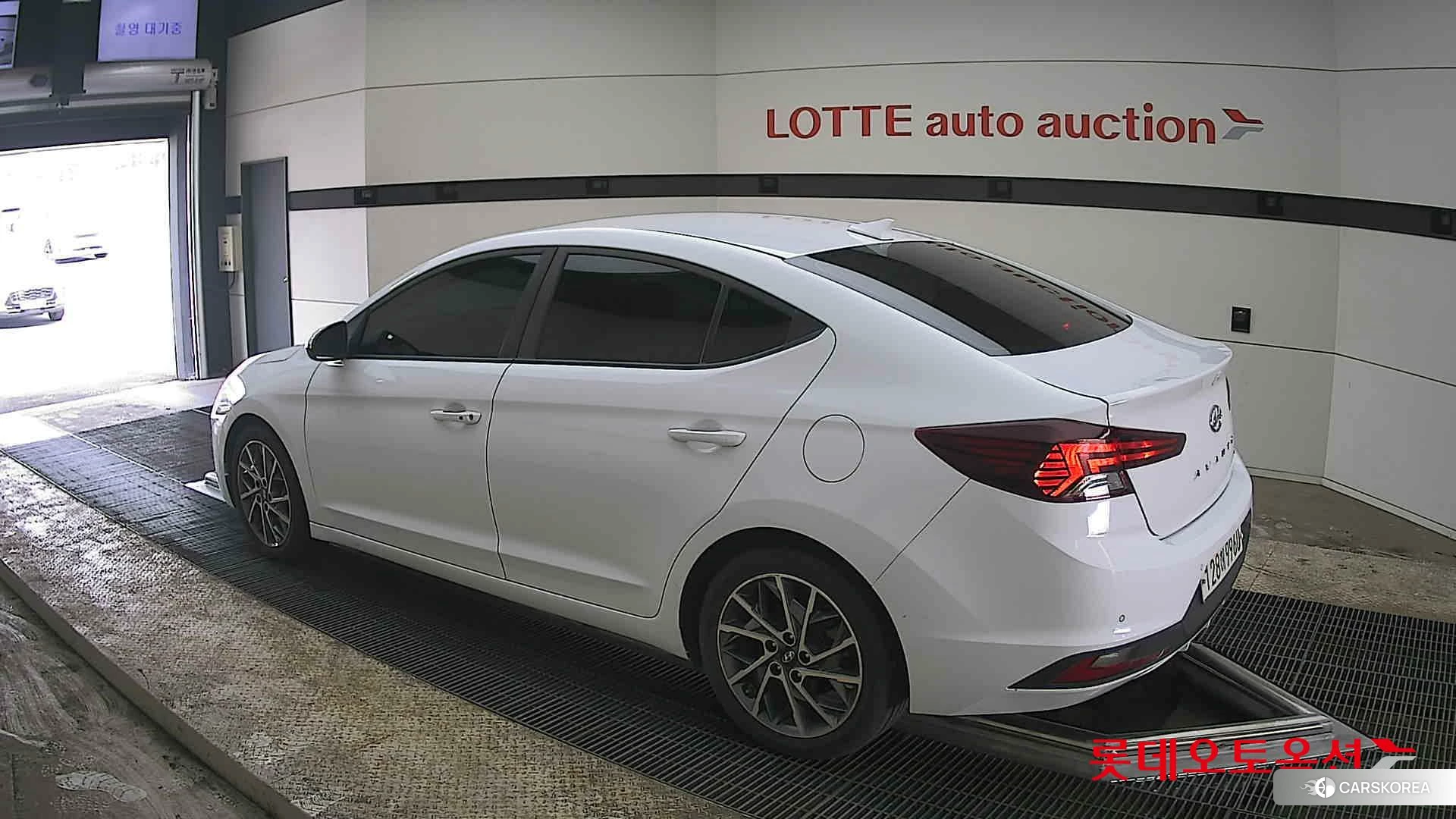 Hyundai Avante id 3875788 из Кореи 36