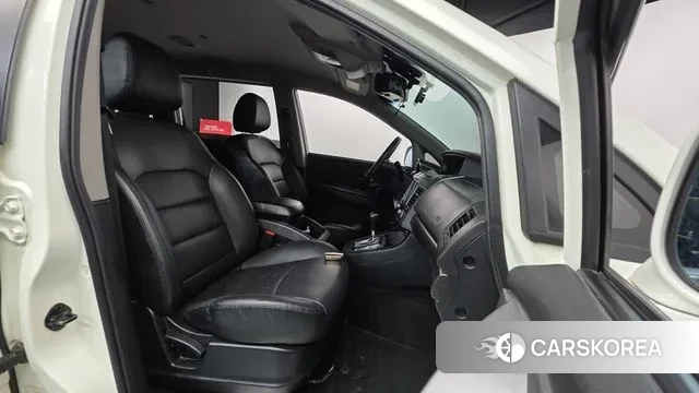 Ssangyong Korando Turismo id 3647023 из Кореи 20